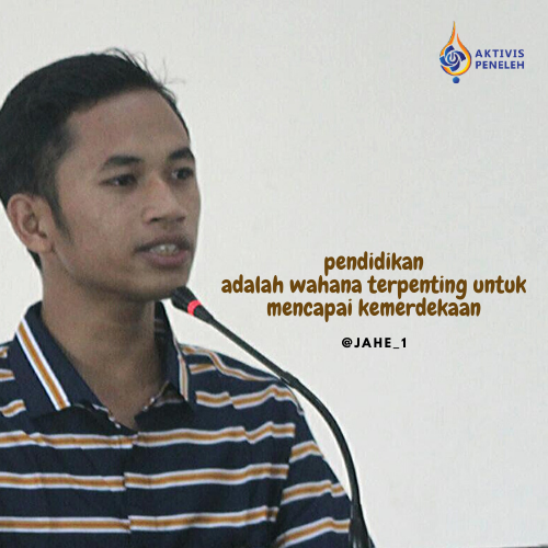 Putih dan Ungu Ikon Internet Logo