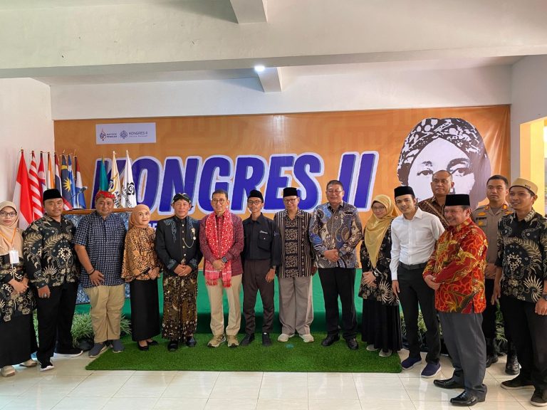 penutupankongresiiaktivispeneleh