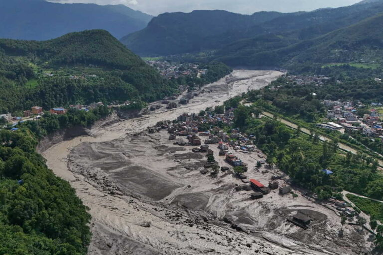 banjir bandang himalaya